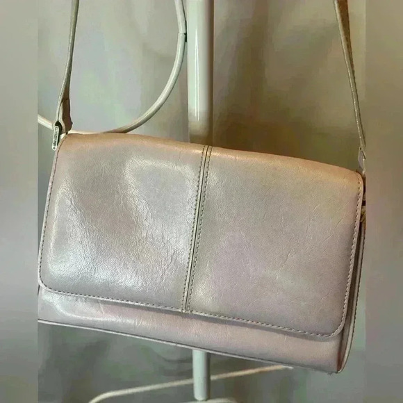 Liz Claiborne Leather Shoulder Bag Blush Pink - Picture 2 of 8